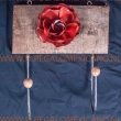 Kapstok hout en metaal, 1 roos, 2 haken, eiken plank 30x15x3cm.