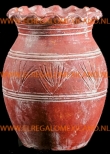 terracotta vaas rood